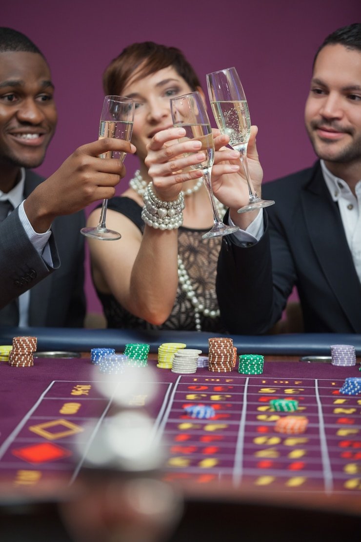 altogel rtp VIP Club tiers displayed on mobile dashboard